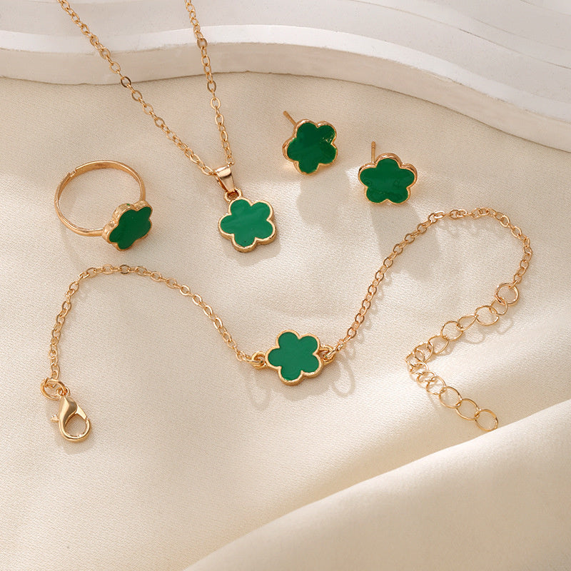 5 Flower Pendant Set