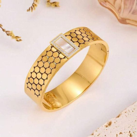 Stone Hand Cuff