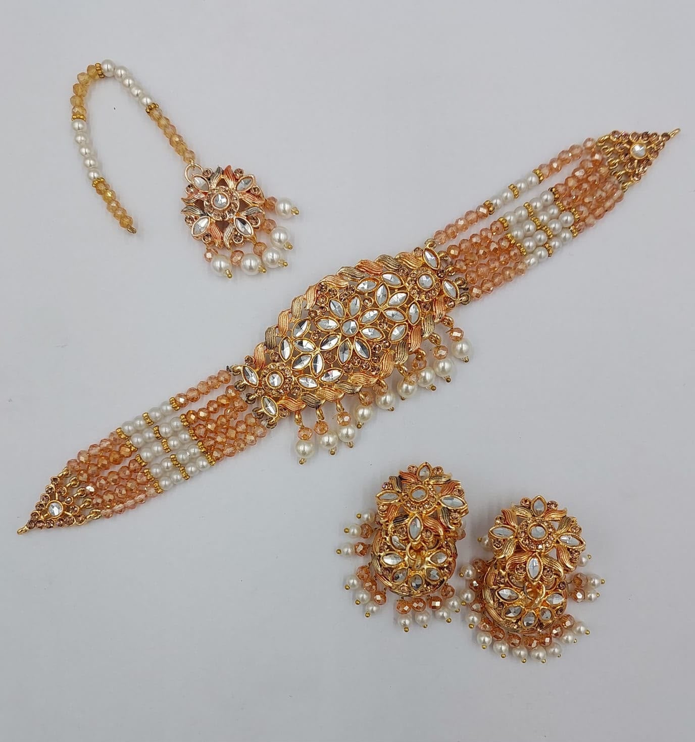choker set