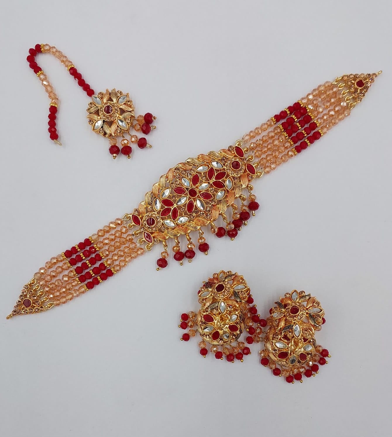 choker set