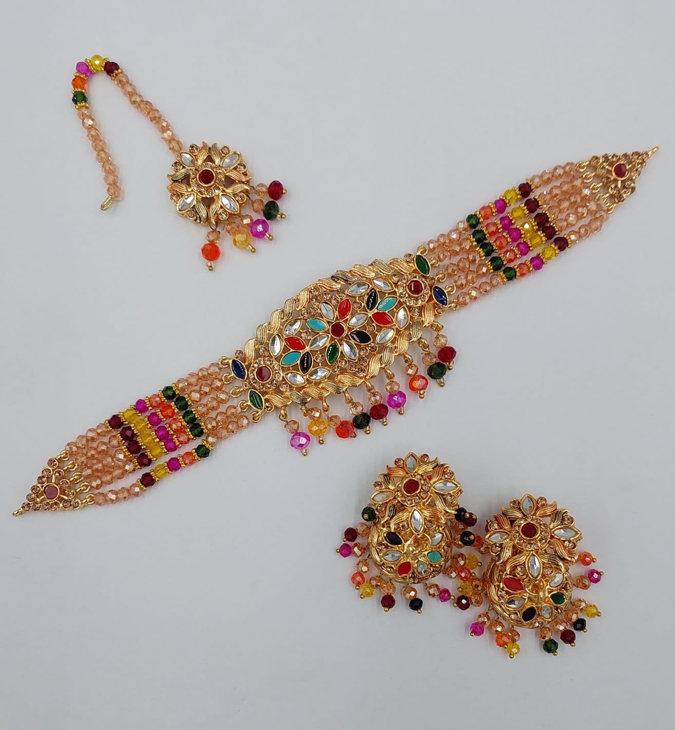 choker set